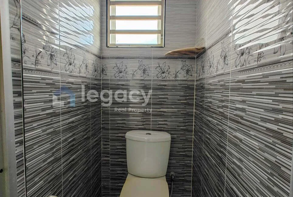 rumah-teres-corner-lot-untuk-dijual-di-taman-seri-mawar-manjung-18