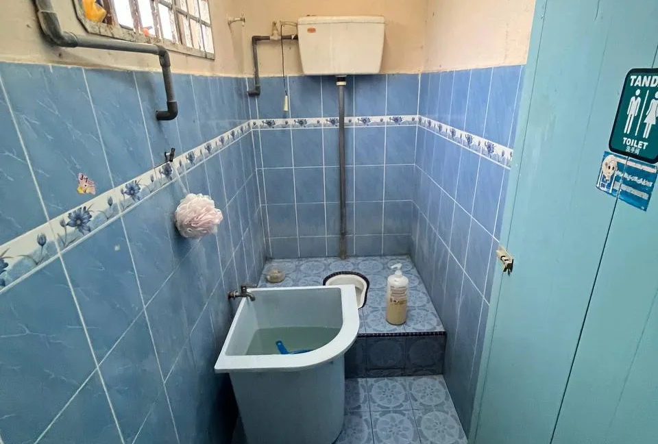 rumah-teres-satu-tingkat-endlot-untuk-dijual-di-taman-chepor-jaya-ipoh-16