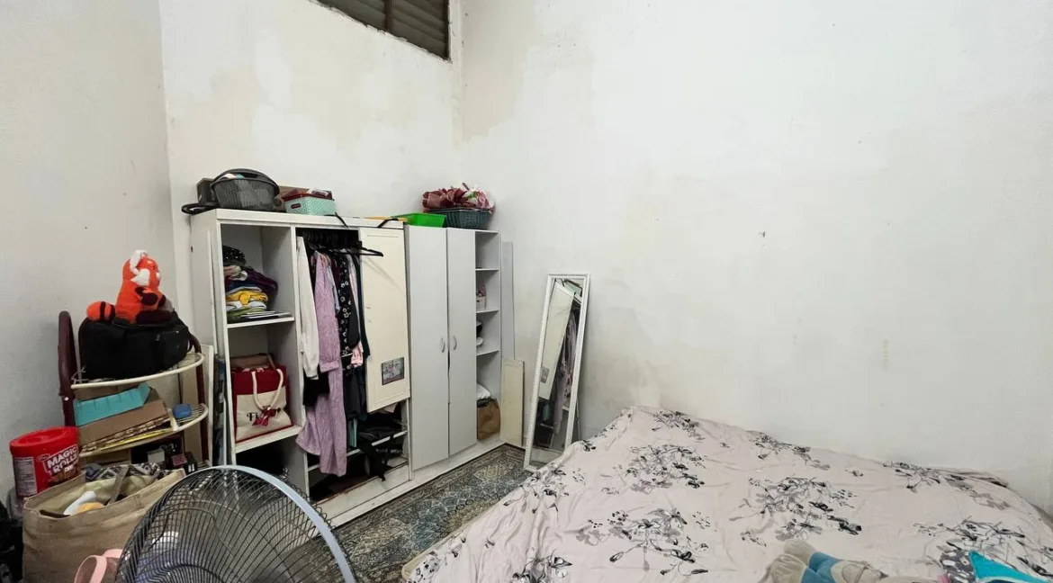 rumah-teres-satu-tingkat-endlot-untuk-dijual-di-taman-chepor-jaya-ipoh-17