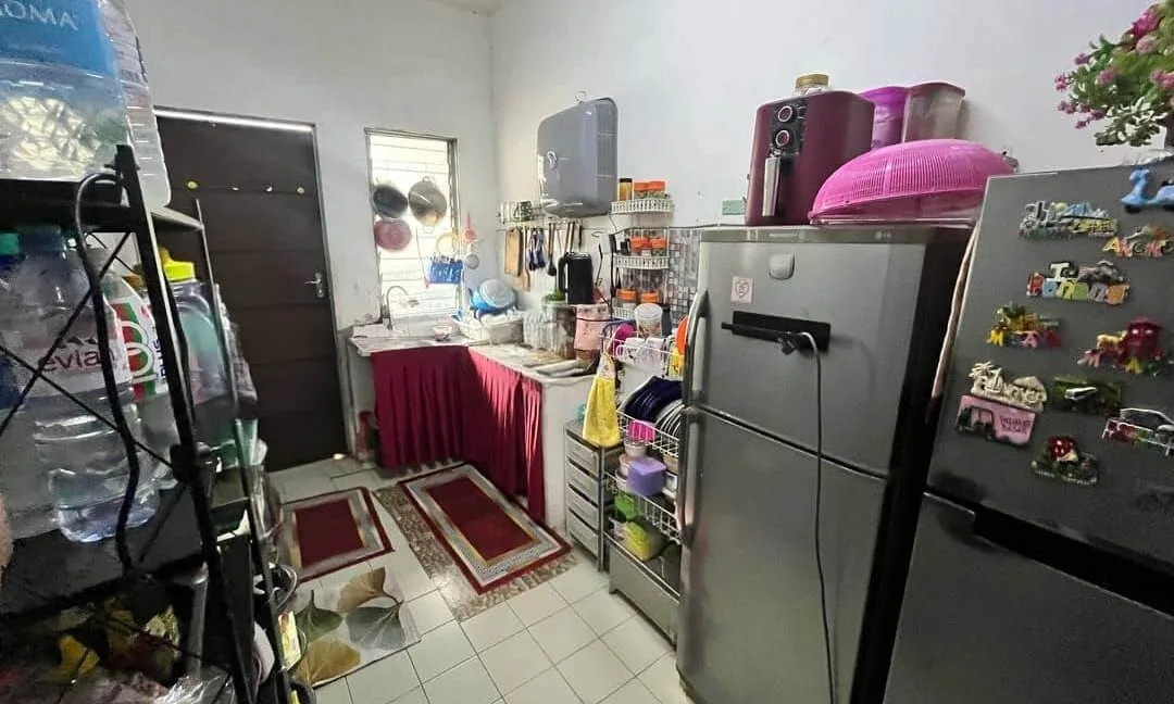 rumah-teres-satu-tingkat-untuk-dijual-di-medan-klebang-prima-ipoh-13