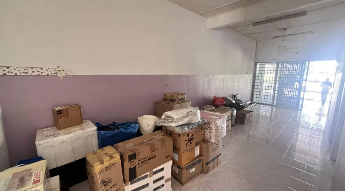 rumah-teres-satu-tingkat-untuk-dijual-di-taman-tronoh-hijau-tronoh-11