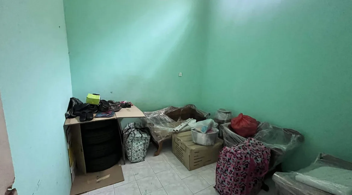 rumah-teres-satu-tingkat-untuk-dijual-di-taman-tronoh-hijau-tronoh-21