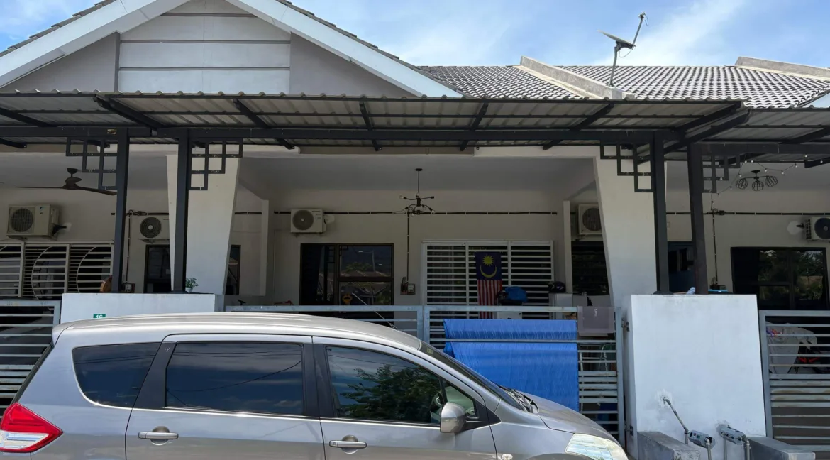 Rumah Teres Setingkat Untuk Dijual Di Taman Chemor Setia, Chemor