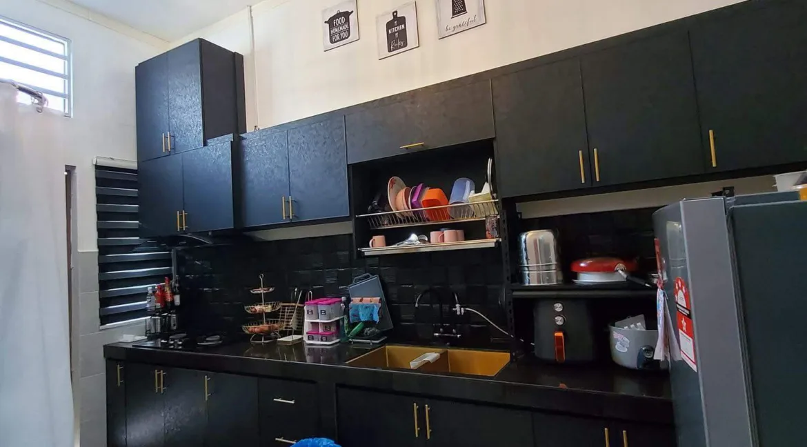 rumah-teres-setingkat-untuk-dijual-di-taman-chemor-setia-chemor-06