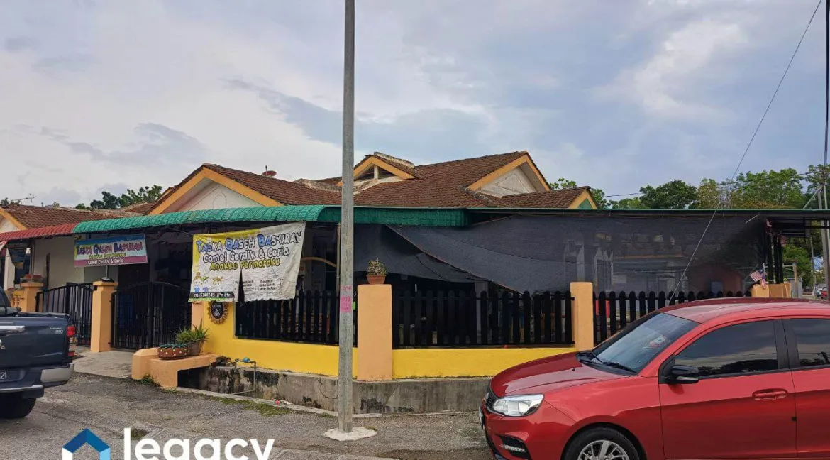 Rumah Teres Setingkat Corner Lot Untuk Dijual Di Taman Iskandar Perdana, Seri Iskandar