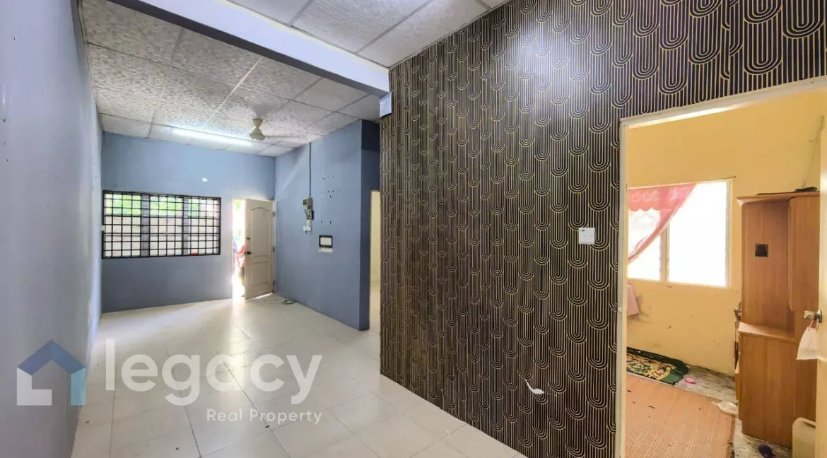 rumah-teres-setingkat-untuk-dijual-di-taman-lekir-indah-lekir-04