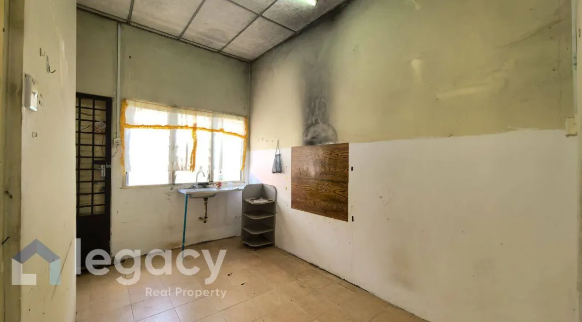 rumah-teres-setingkat-untuk-dijual-di-taman-lekir-indah-lekir-05