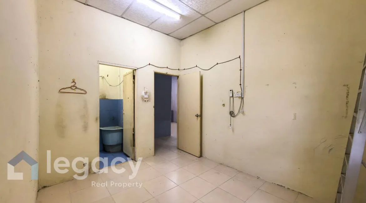 rumah-teres-setingkat-untuk-dijual-di-taman-lekir-indah-lekir-09