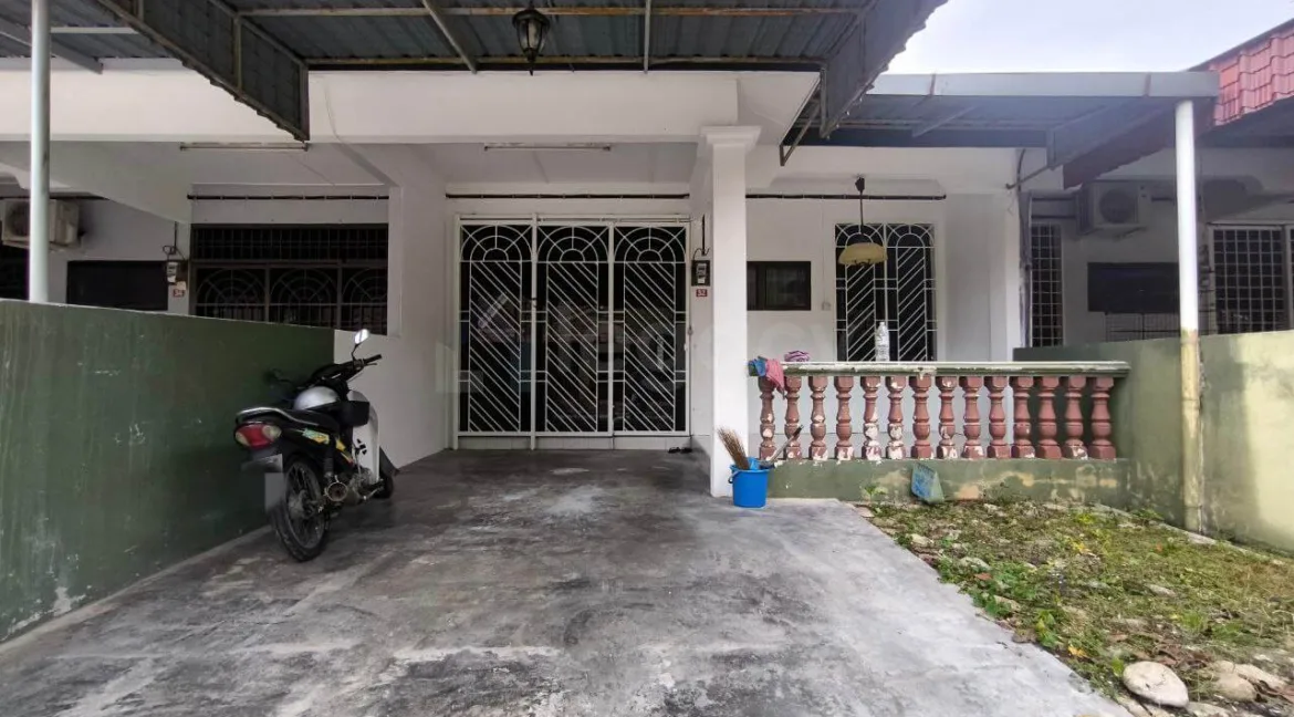 rumah-teres-setingkat-untuk-dijual-di-taman-panorama-rapat-indah-ipoh-02