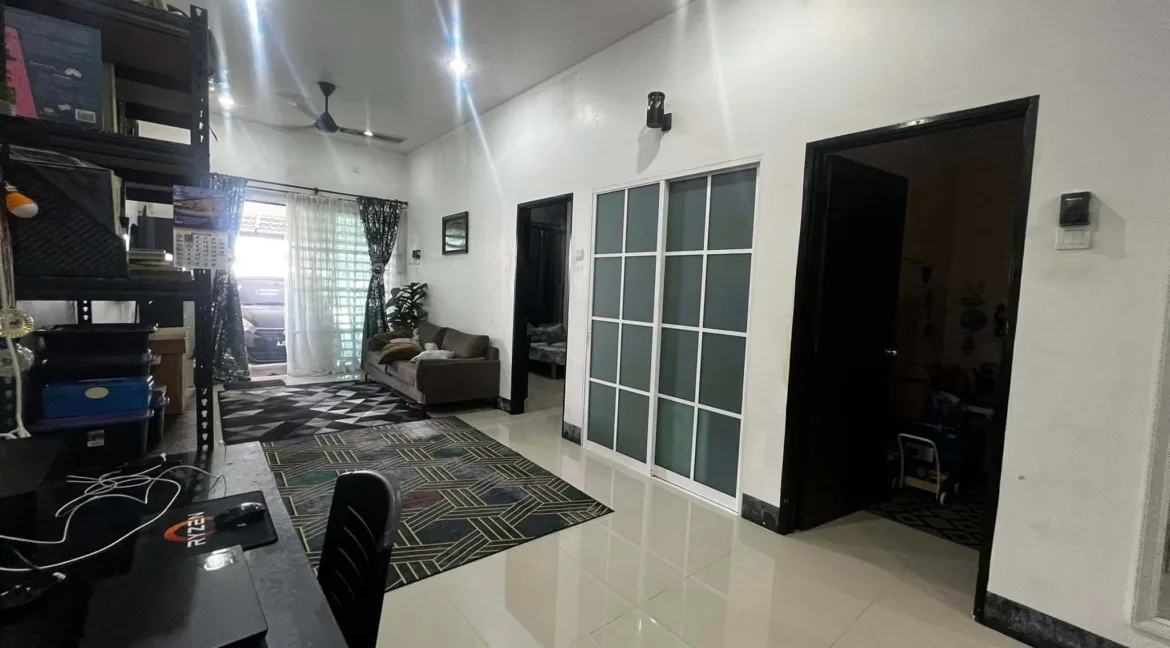 rumah-teres-setingkat-untuk-dijual-di-taman-putra-pertama-ipoh-04