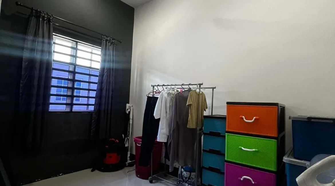 rumah-teres-setingkat-untuk-dijual-di-taman-putra-pertama-ipoh-11