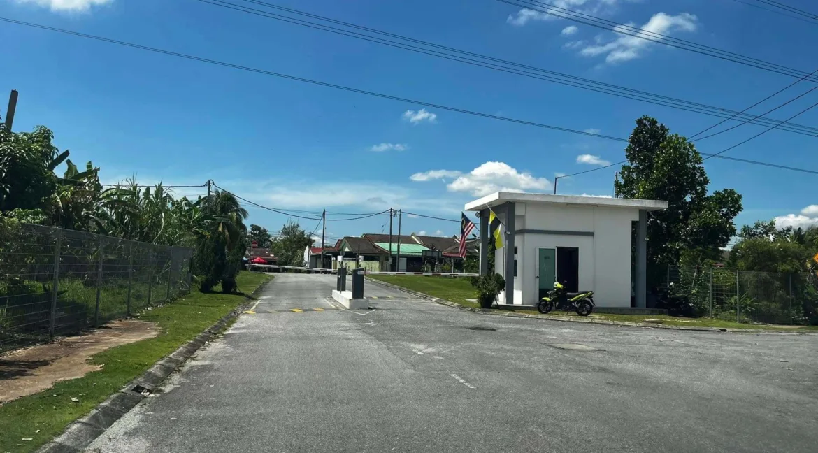 rumah-teres-setingkat-untuk-dijual-di-taman-putra-pertama-ipoh-13