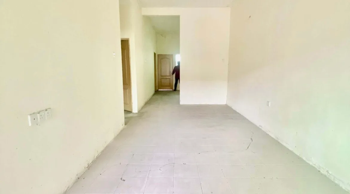 rumah-teres-setingkat-untuk-dijual-di-taman-raia-gemilang-kampung-kepayang-02