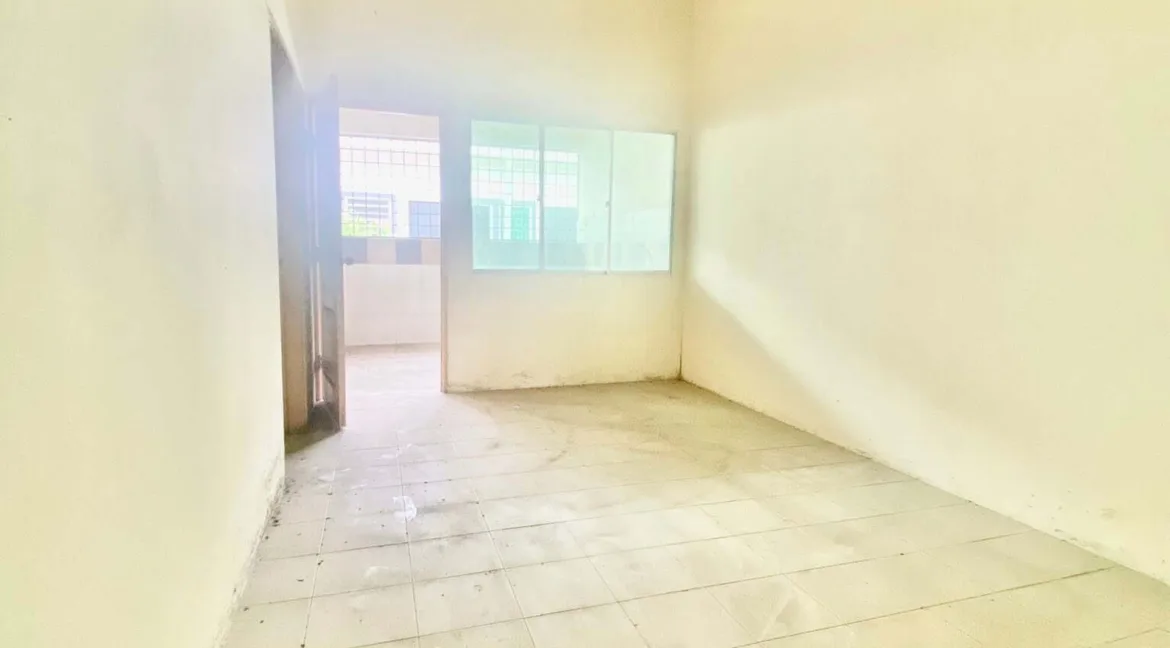 rumah-teres-setingkat-untuk-dijual-di-taman-raia-gemilang-kampung-kepayang-08