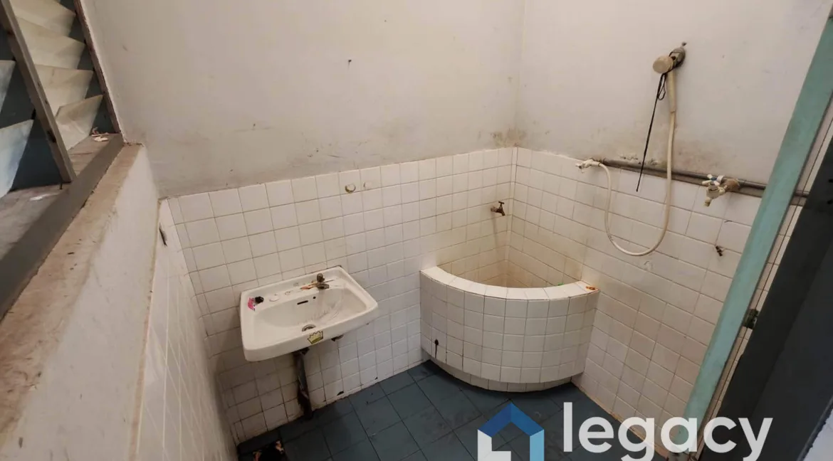 teres-setingkat-untuk-dijual-di-taman-pengkalan-jaya-ipoh-v2-18