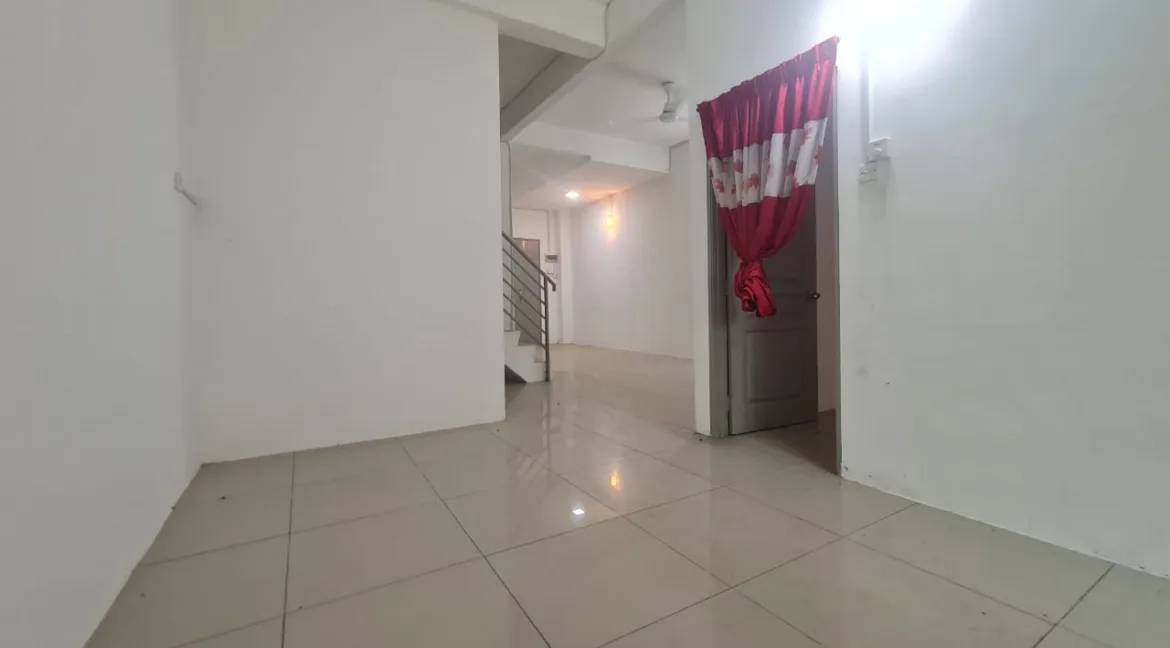 teres-setingkat-untuk-dijual-di-taman-puncak-bougainvillea-kuala-kangsar-2-06