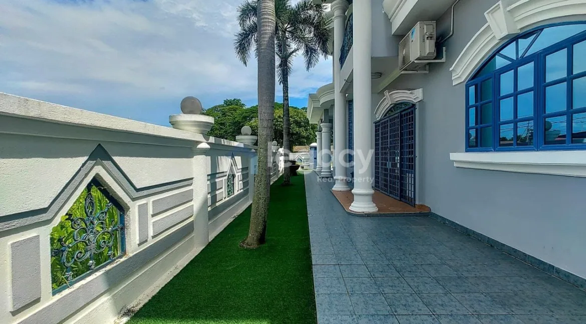banglo-mewah-2-tingkat-untuk-dijual-di-taman-sitiawan-09