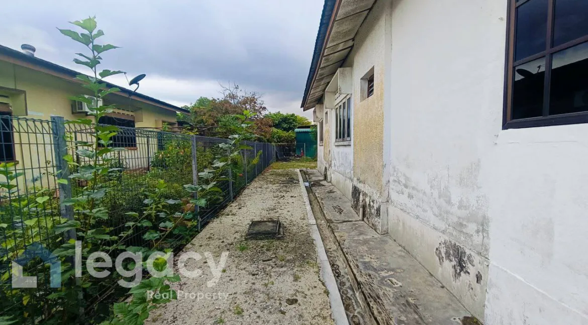 banglo-setingkat-untuk-dijual-kampung-boyan-taiping-05