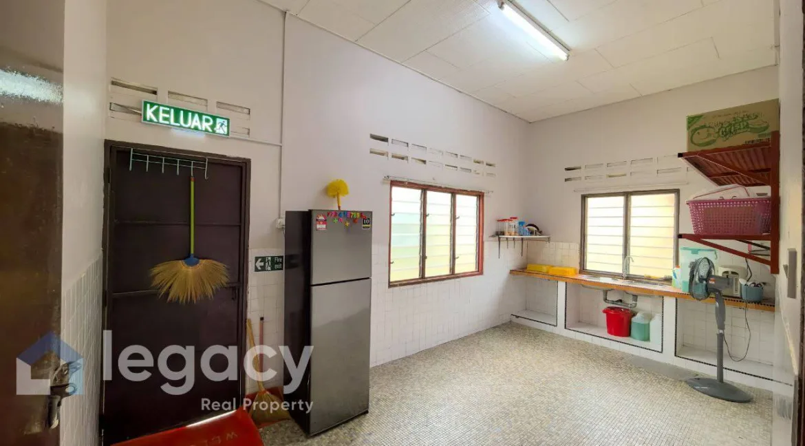 banglo-setingkat-untuk-dijual-kampung-boyan-taiping-13