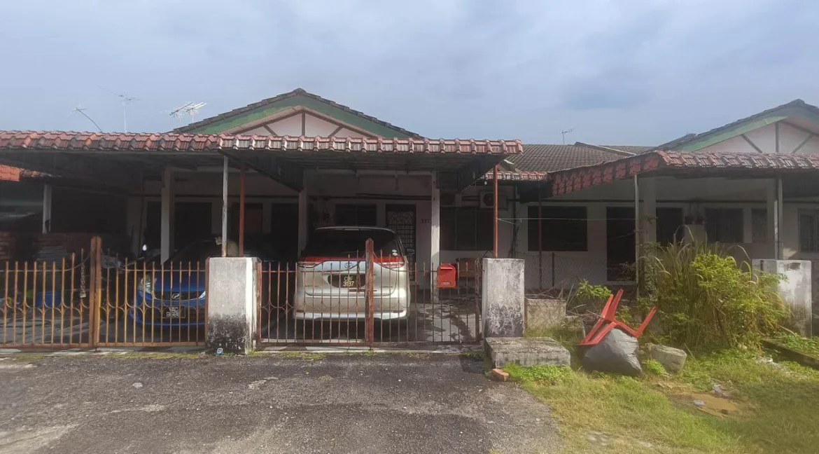 rumah-kos-rendah-setingkat-taman-desa-pengkalan-indah-ipoh-02