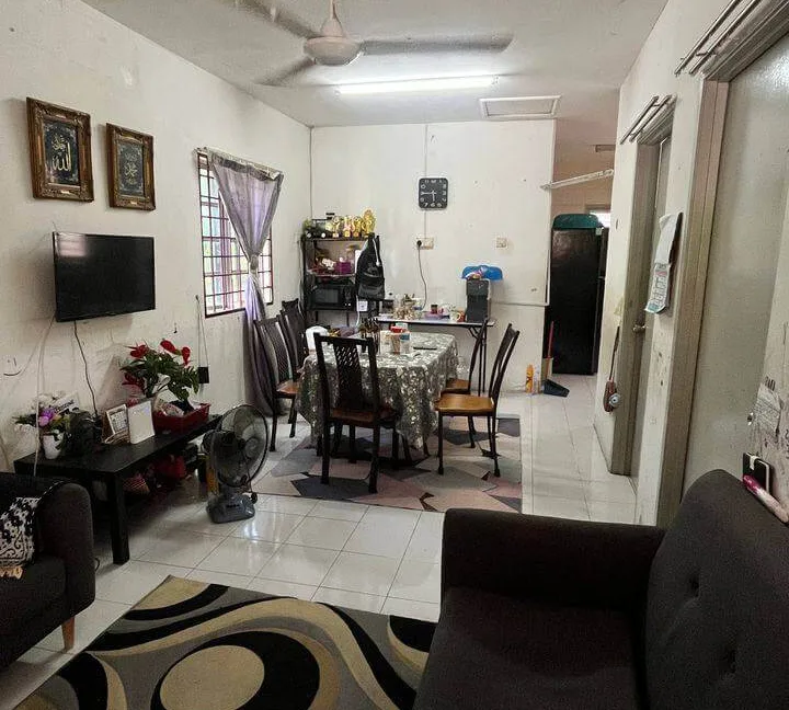 rumah-teres-corner-lot-untuk-dijual-taman-angkasa-kampar-05