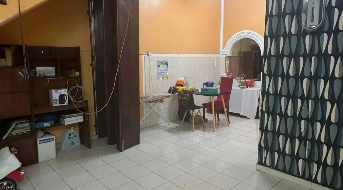 rumah-teres-dua-tingkat-untuk-dijual-di-taman-desa-lang-indah-gunung-lang-05