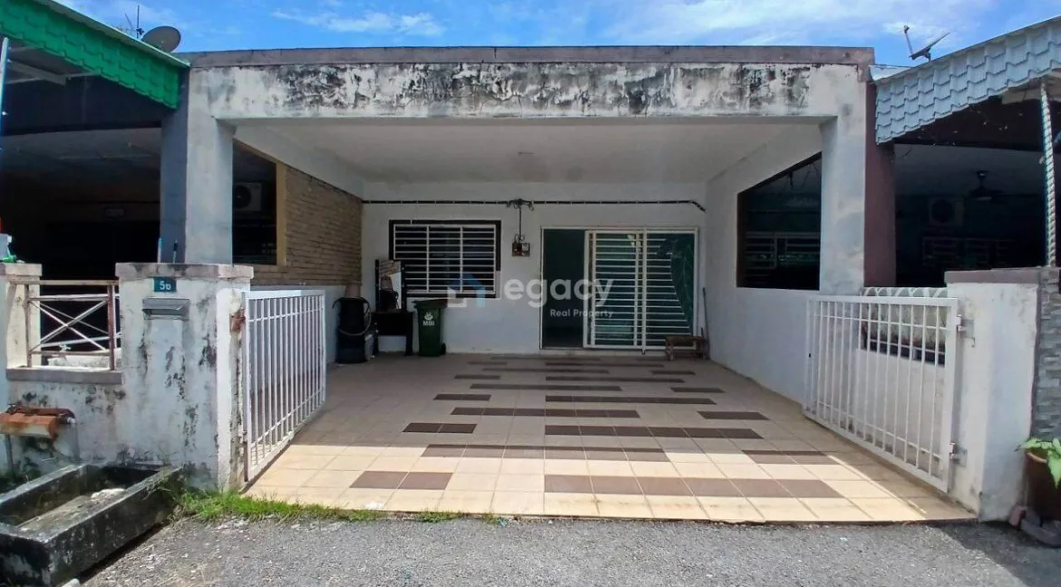 rumah-teres-setingkat-taman-tanjung-bakti-ulu-kinta-02