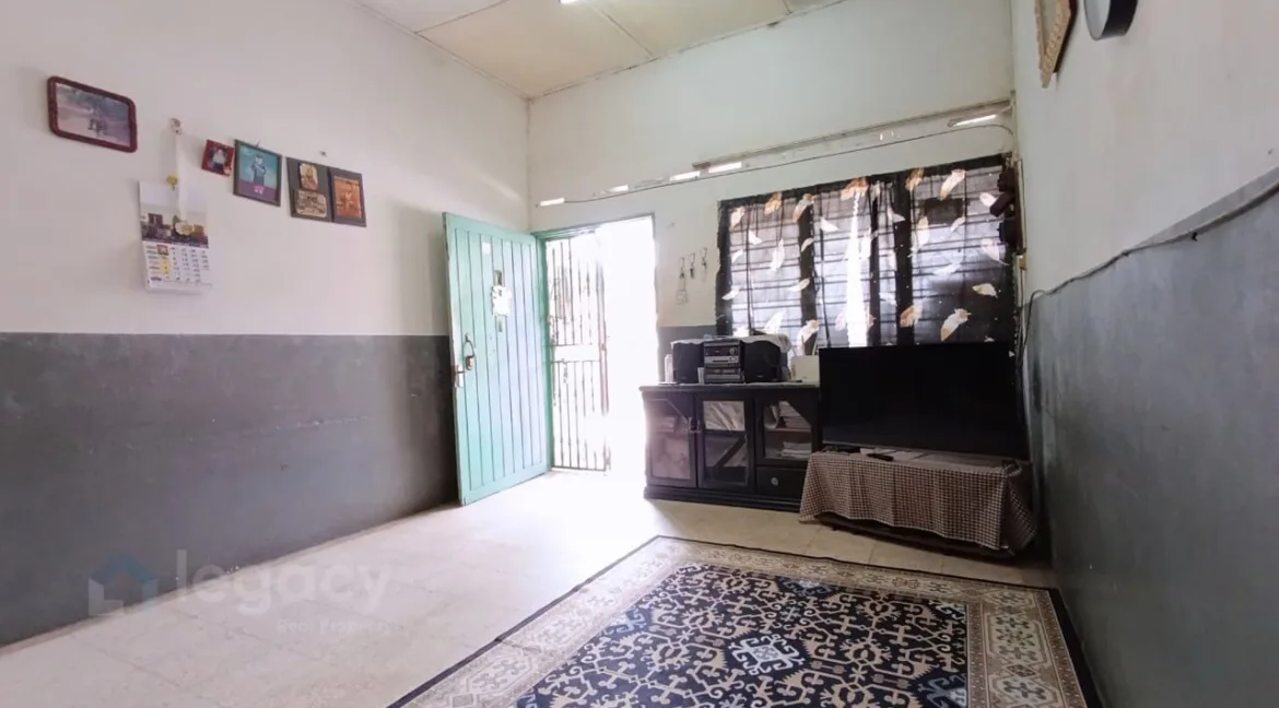 rumah-teres-setingkat-untuk-dijual-di-taman-badrishah-lahat-04