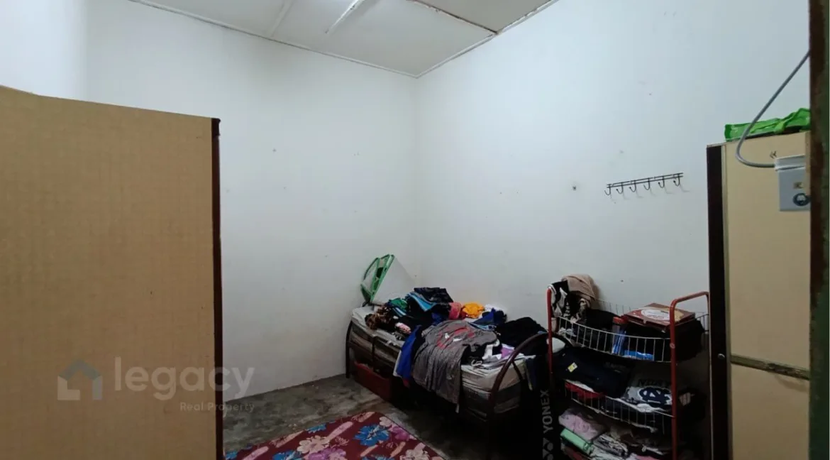 rumah-teres-setingkat-untuk-dijual-di-taman-badrishah-lahat-10