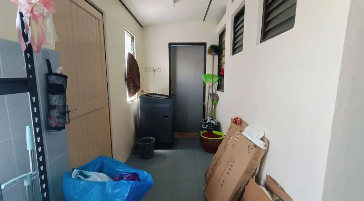 rumah-teres-setingkat-untuk-dijual-di-taman-pengkalan-jaya-sppk-08