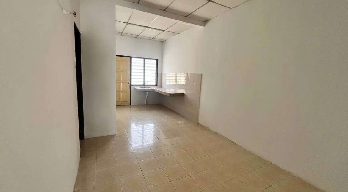 rumah-teres-setingkat-untuk-dijual-di-taman-tasek-putra-tronoh-08