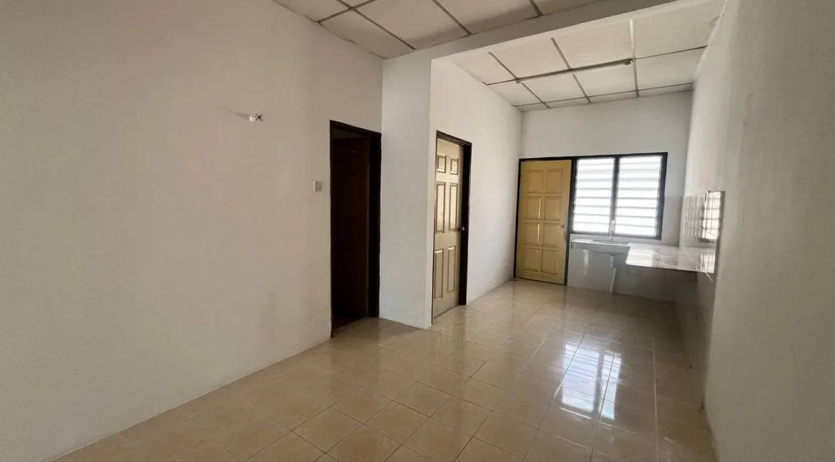 rumah-teres-setingkat-untuk-dijual-di-taman-tasek-putra-tronoh-09