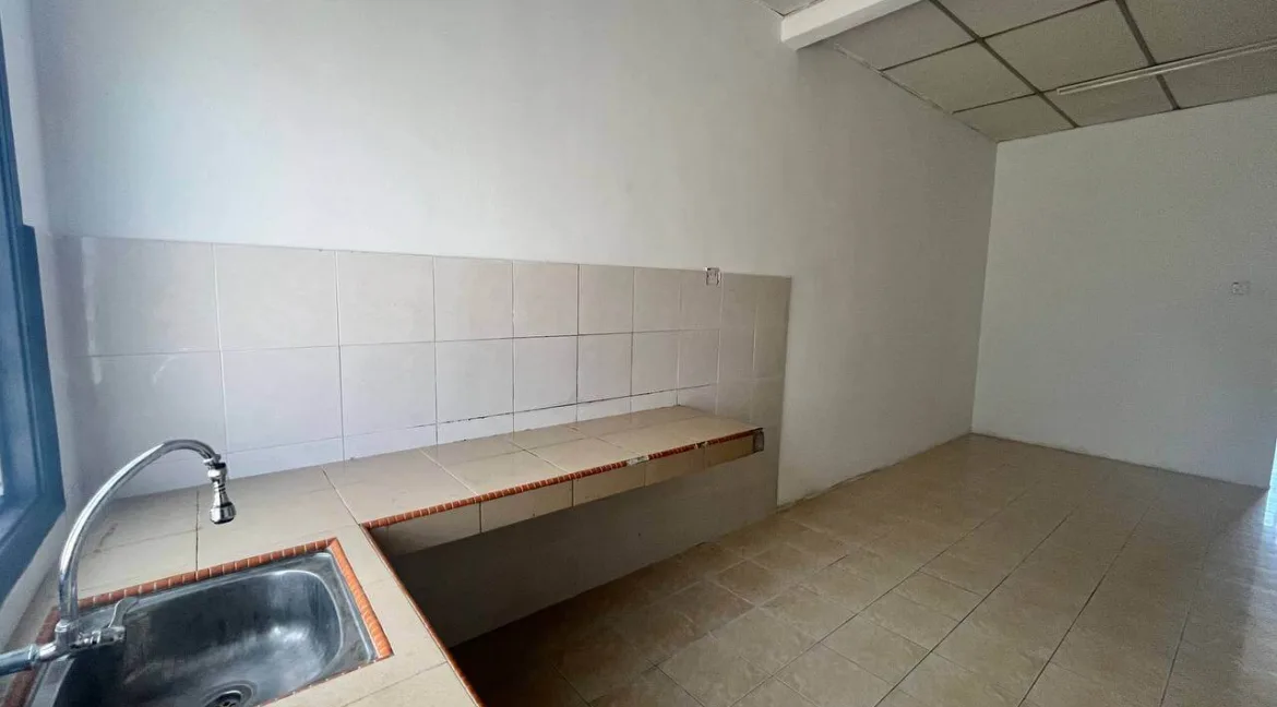 rumah-teres-setingkat-untuk-dijual-di-taman-tasek-putra-tronoh-10