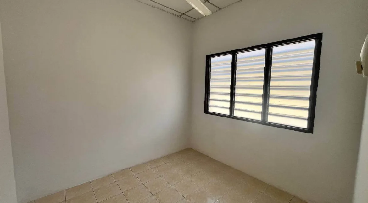 rumah-teres-setingkat-untuk-dijual-di-taman-tasek-putra-tronoh-11