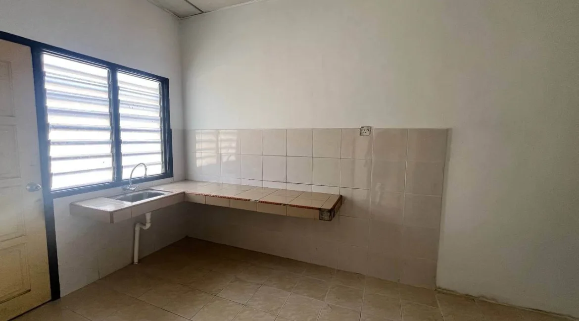 rumah-teres-setingkat-untuk-dijual-di-taman-tasek-putra-tronoh-13