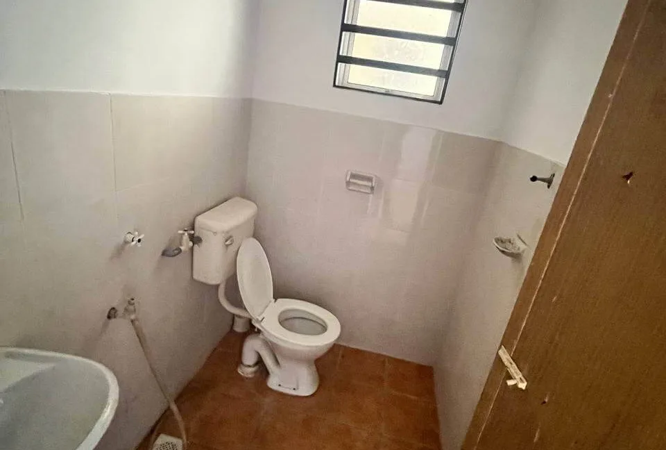 rumah-teres-setingkat-untuk-dijual-di-taman-tasek-putra-tronoh-14