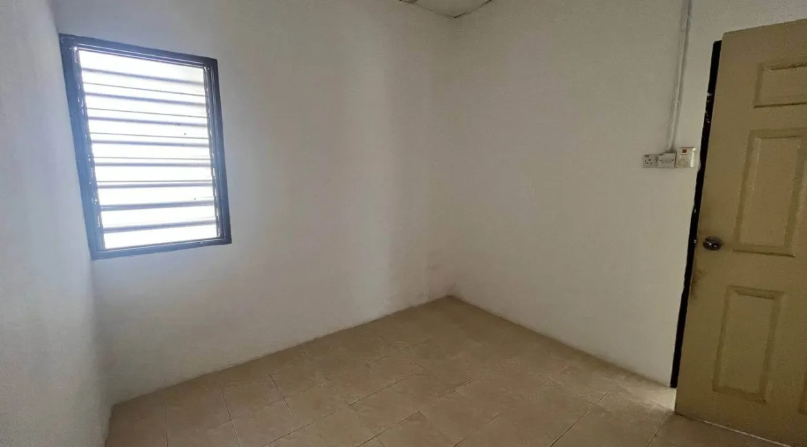 rumah-teres-setingkat-untuk-dijual-di-taman-tasek-putra-tronoh-16