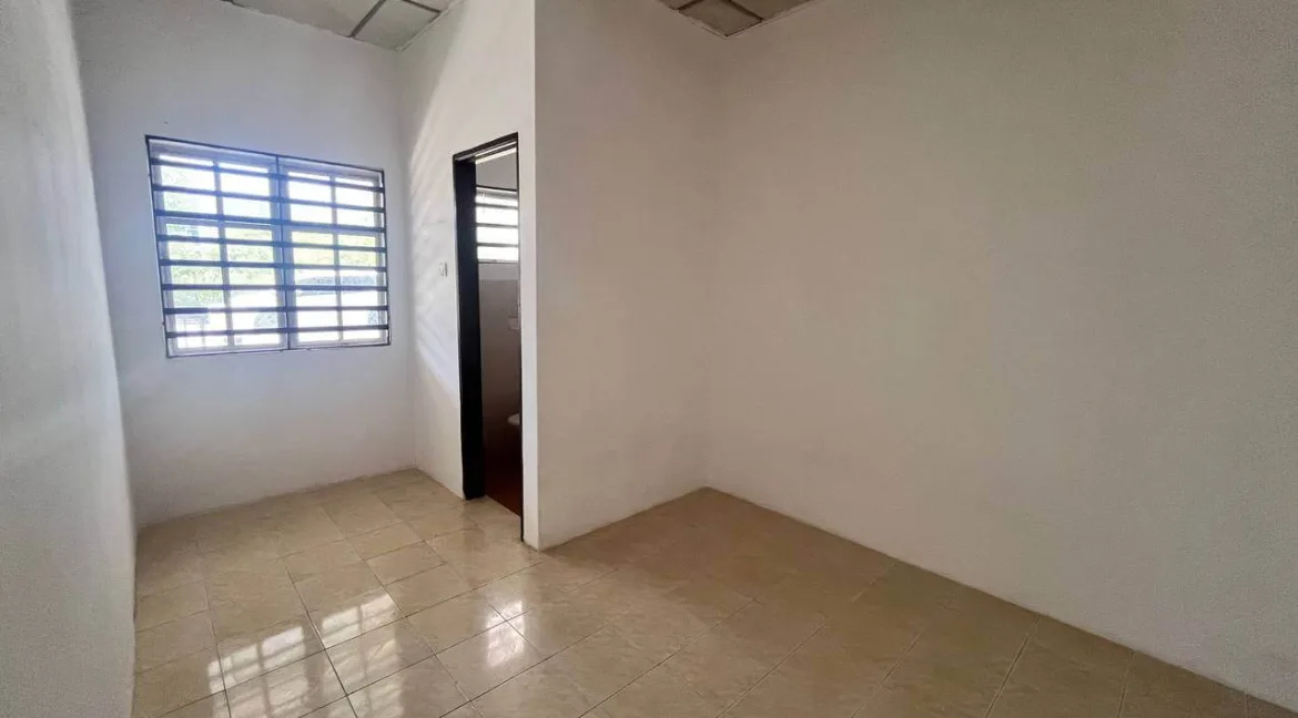 rumah-teres-setingkat-untuk-dijual-di-taman-tasek-putra-tronoh-17