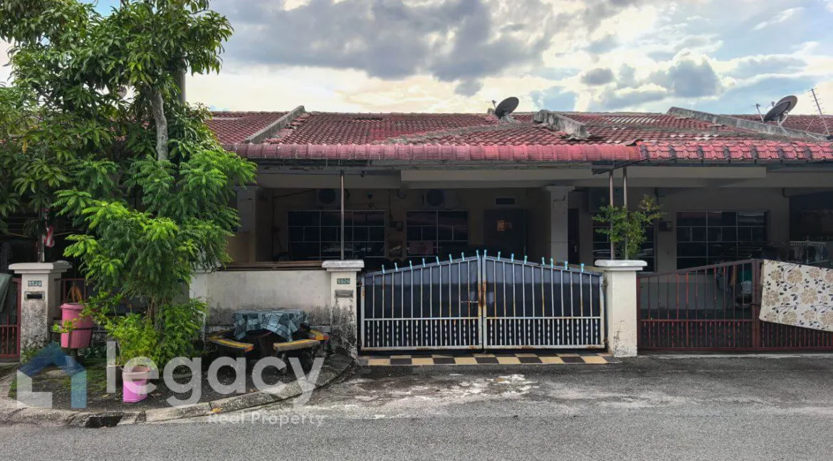 Rumah Teres Untuk Dijual Di Taman Awan Mas, Kampar