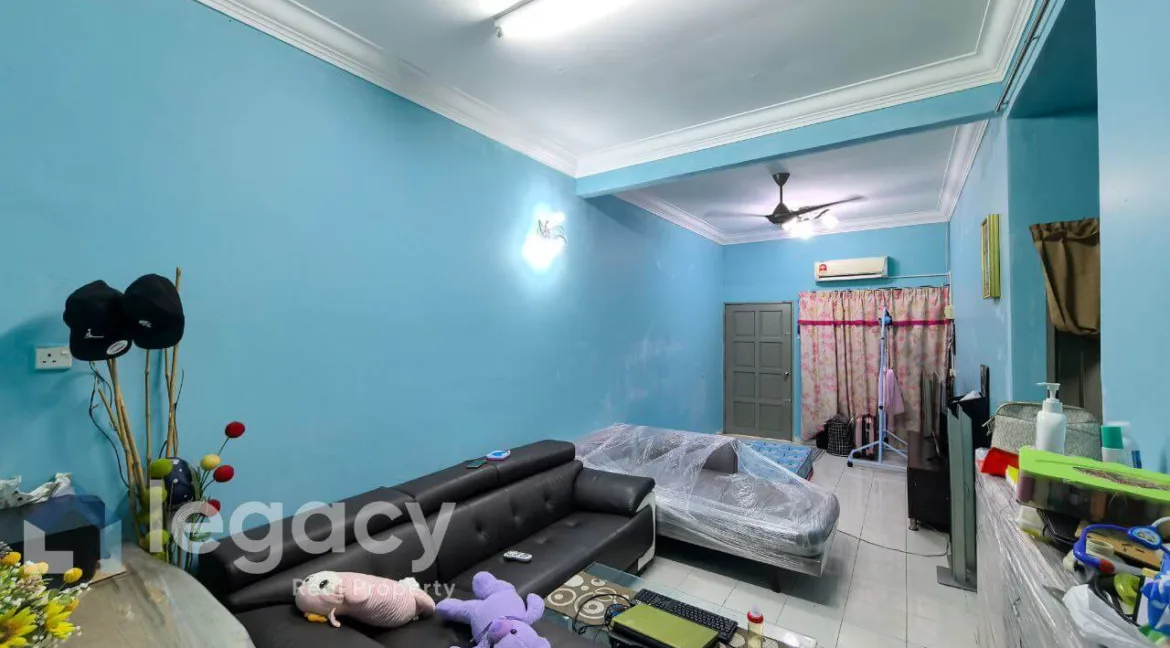 rumah-teres-untuk-dijual-di-taman-awan-mas-kampar-04