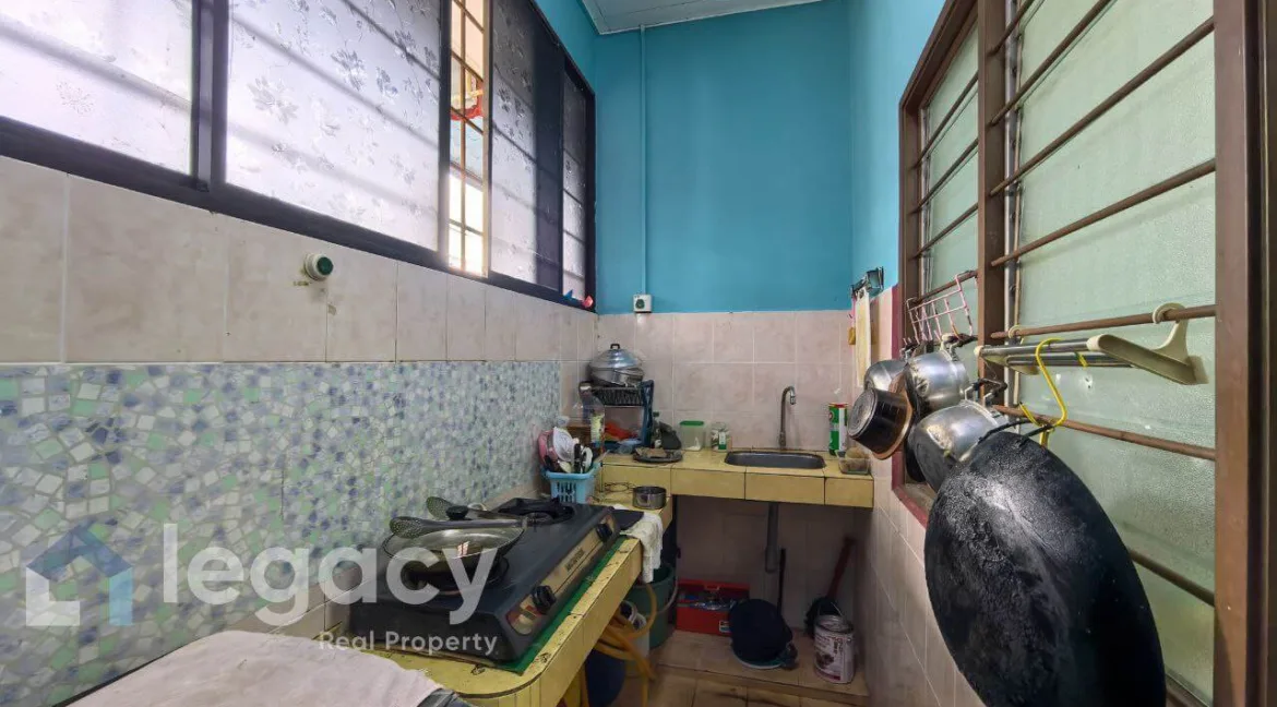 rumah-teres-untuk-dijual-di-taman-awan-mas-kampar-09