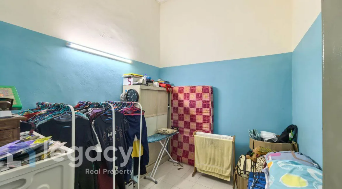 rumah-teres-untuk-dijual-di-taman-awan-mas-kampar-12