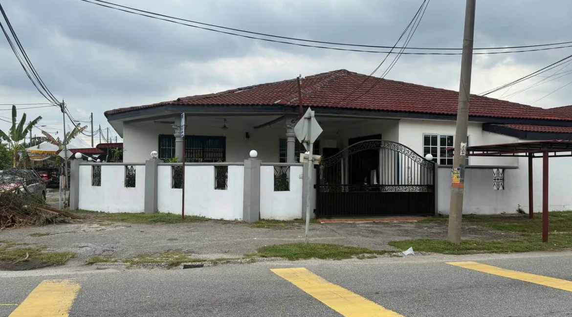 Rumah Teres Setingkat Corner Lot Untuk Dijual Di Taman Perpaduan, Ulu Kinta