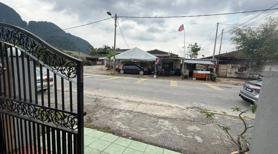 teres-corner-lot-taman-perpaduan-ulu-kinta-03