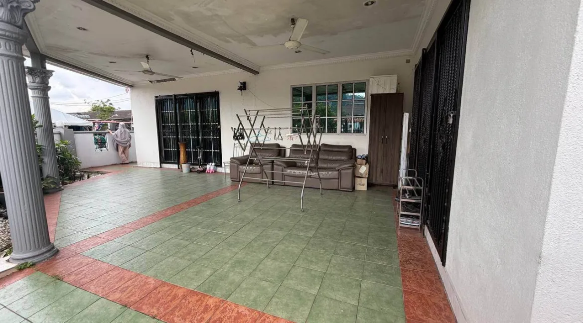 teres-corner-lot-taman-perpaduan-ulu-kinta-04