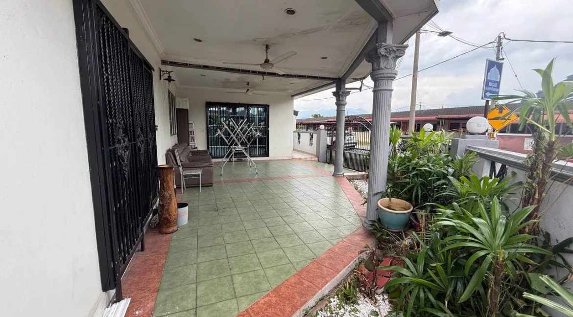 teres-corner-lot-taman-perpaduan-ulu-kinta-05