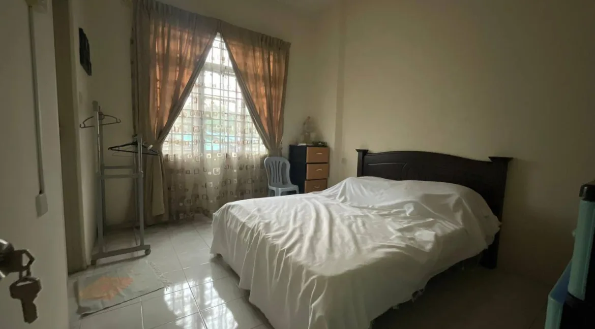 apartment-kings-height-meru-impiana-07