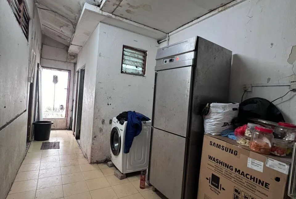 corner-lot-teres-taman-birch-ipoh-09