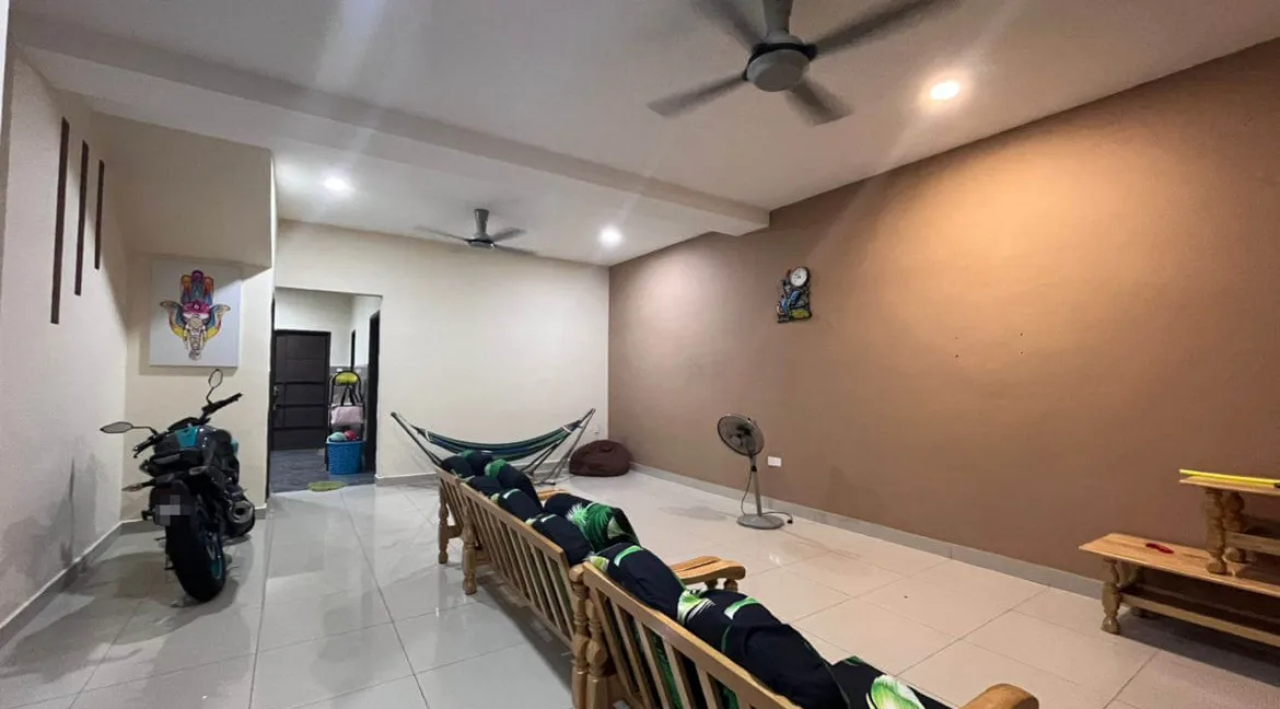 rumah-sewa-meru-perdana-05