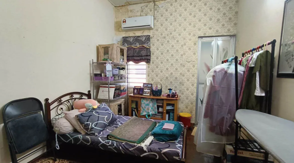 rumah-teres-bandar-pengkalan-indah-ipoh-13